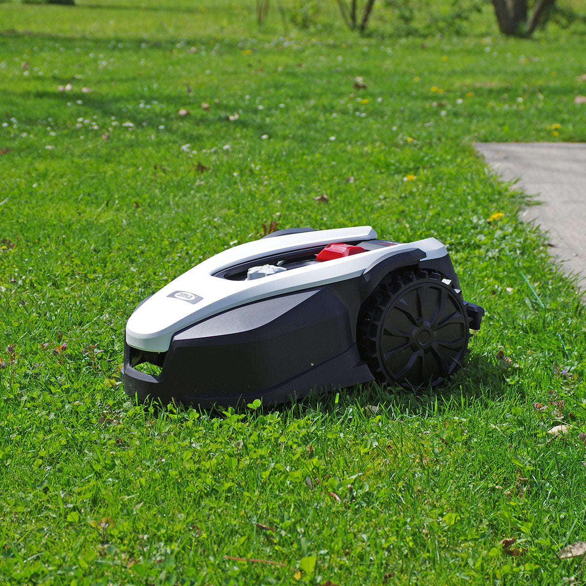 RBA1201 (M+) – Robot tagliaerba automatico per giardini fino a 1.200 m²